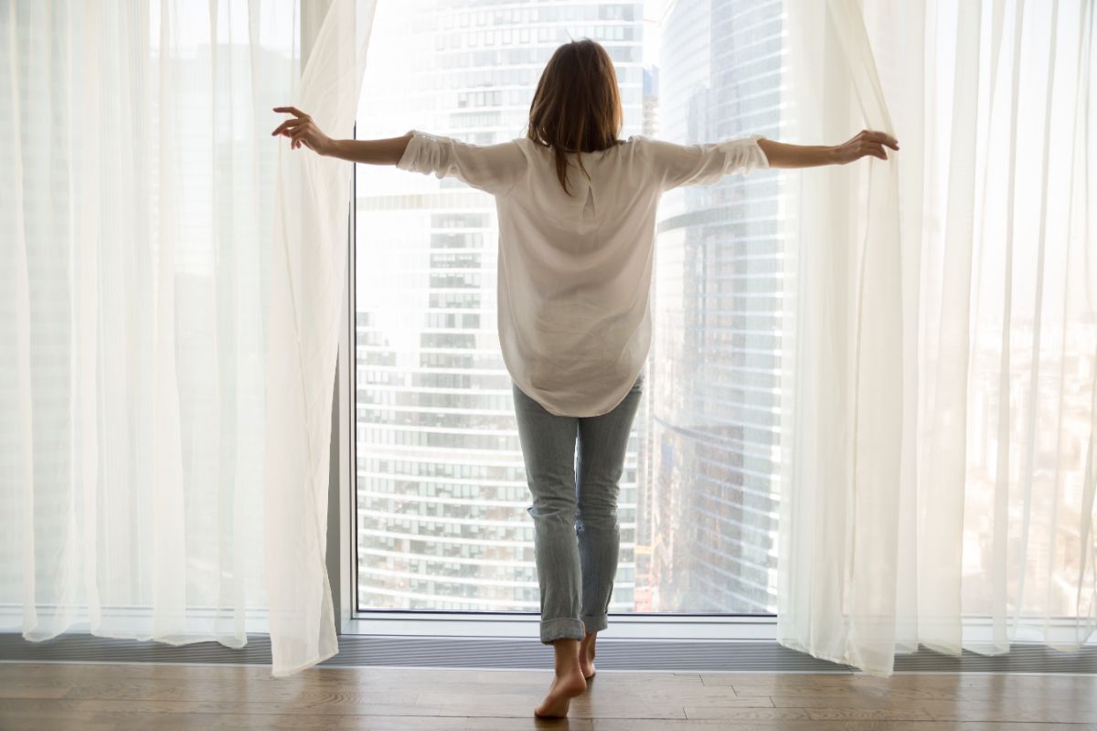 Do Living Room Curtains Have to Touch the Floor? What’s a Good Length?